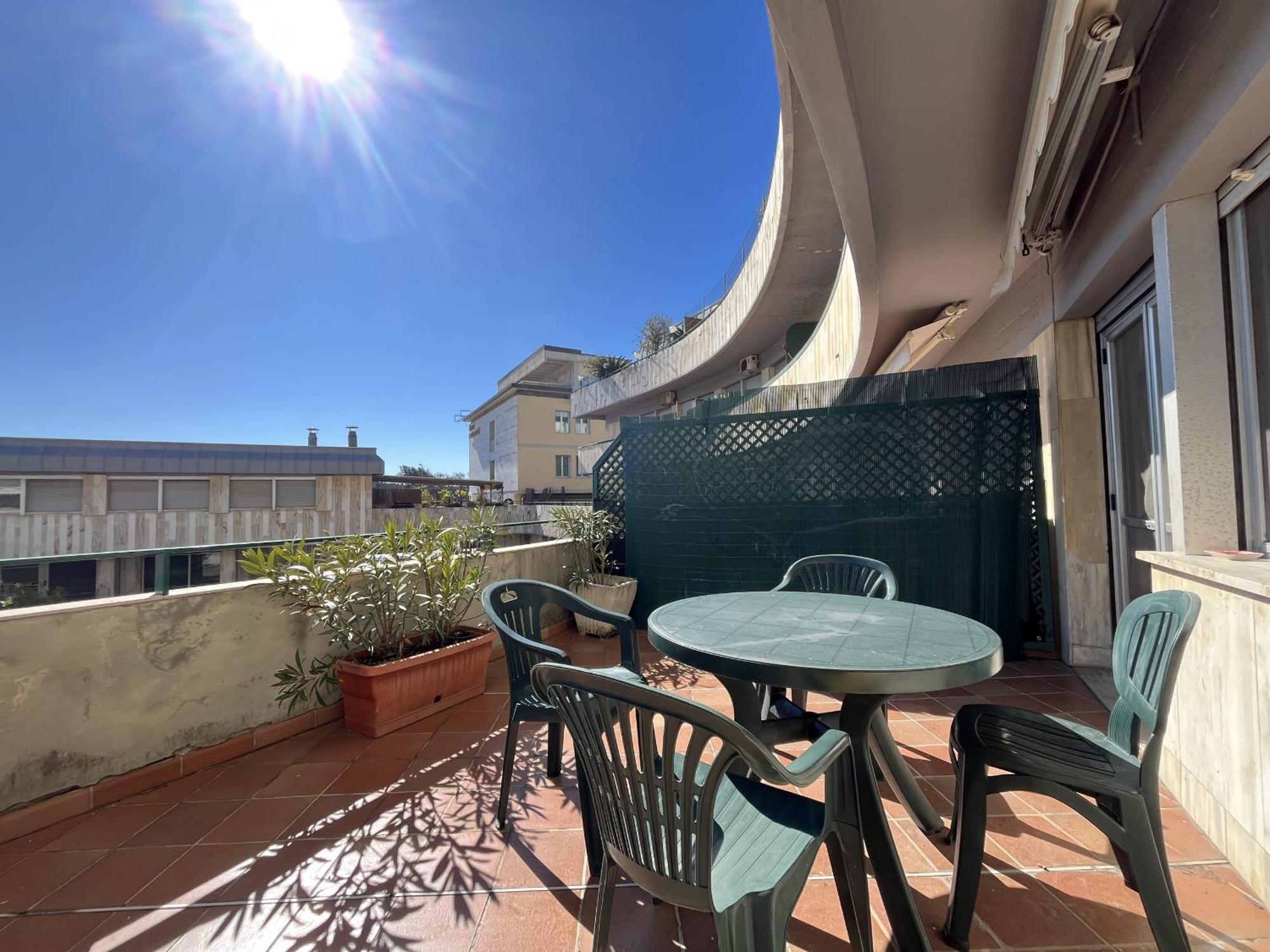 Imperiale Apartment Tirrenia Exterior photo